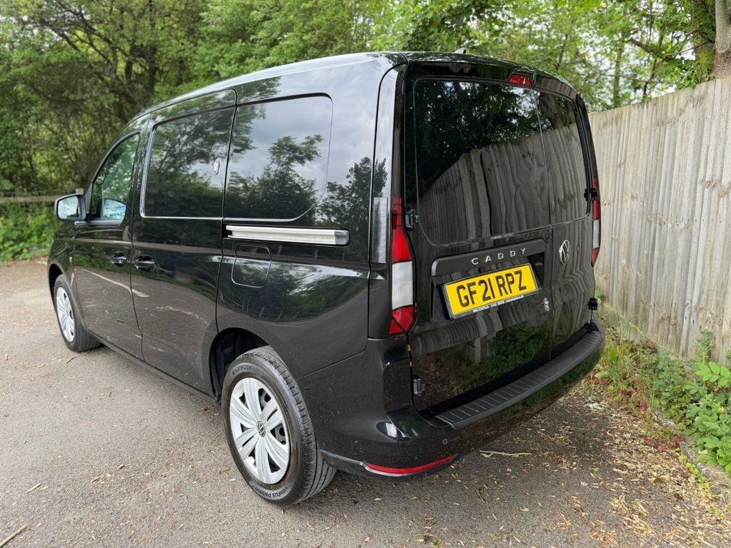Volkswagen Caddy 2L Commerce Plus Black #2