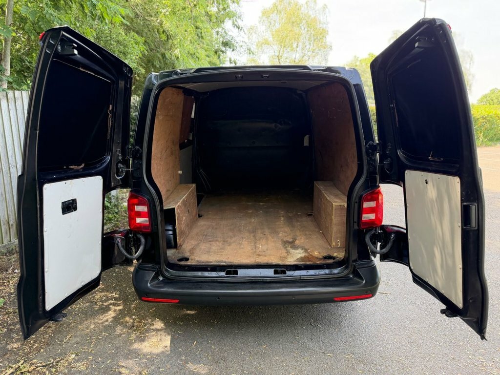 Volkswagen Transporter 2L Startline LG19YXY Black #3