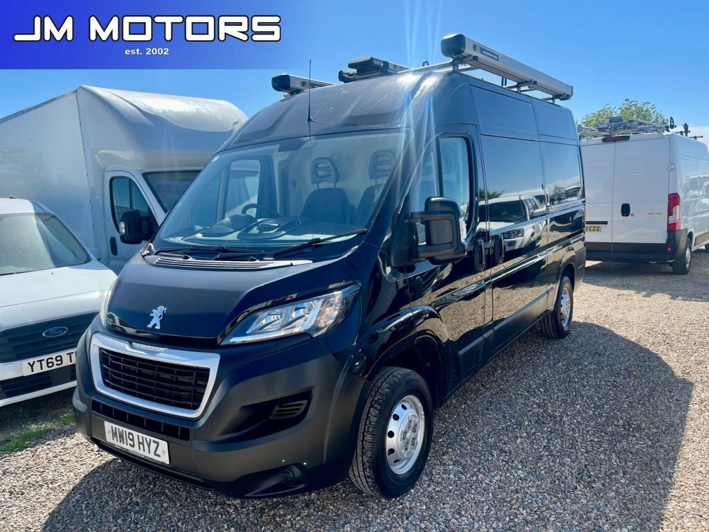Peugeot Boxer 2L Professional MW19HYZ Black