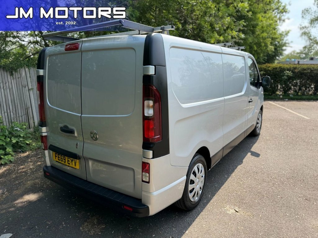 Vauxhall Vivaro 1.6L Sportive FE69EYV Silver #2