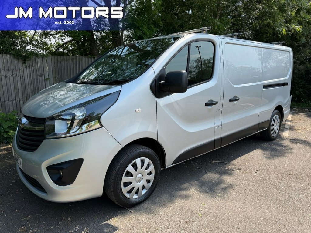 Vauxhall Vivaro 1.6L Sportive Silver