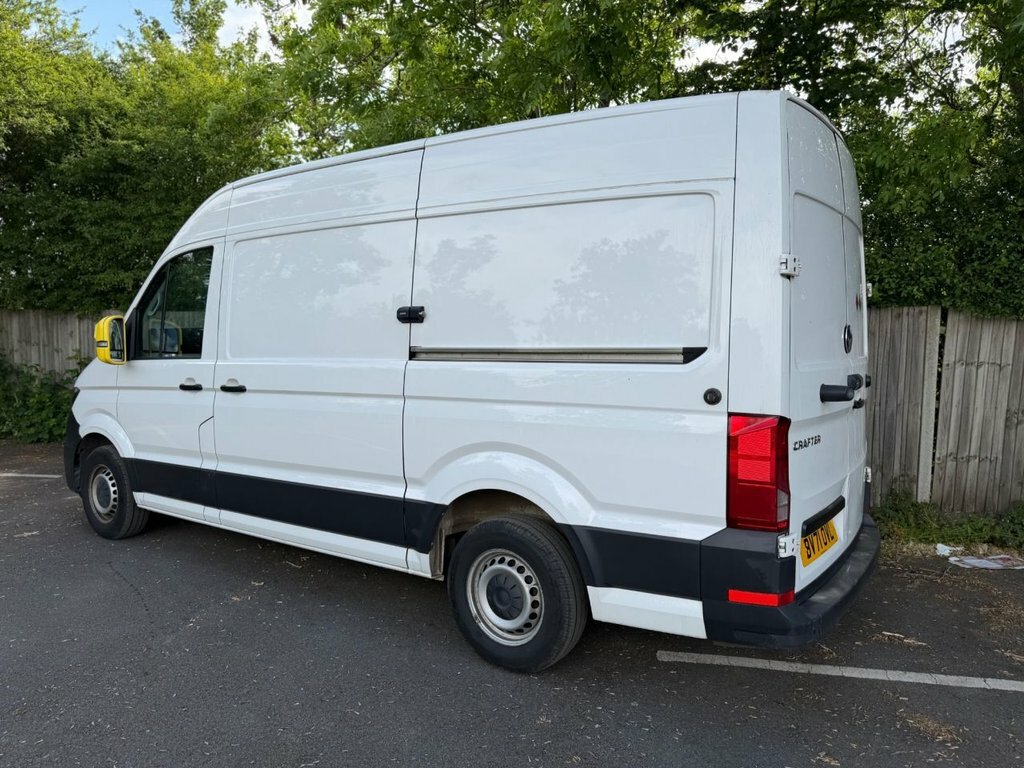 Volkswagen Crafter 2L Trendline BV71OVL White #3
