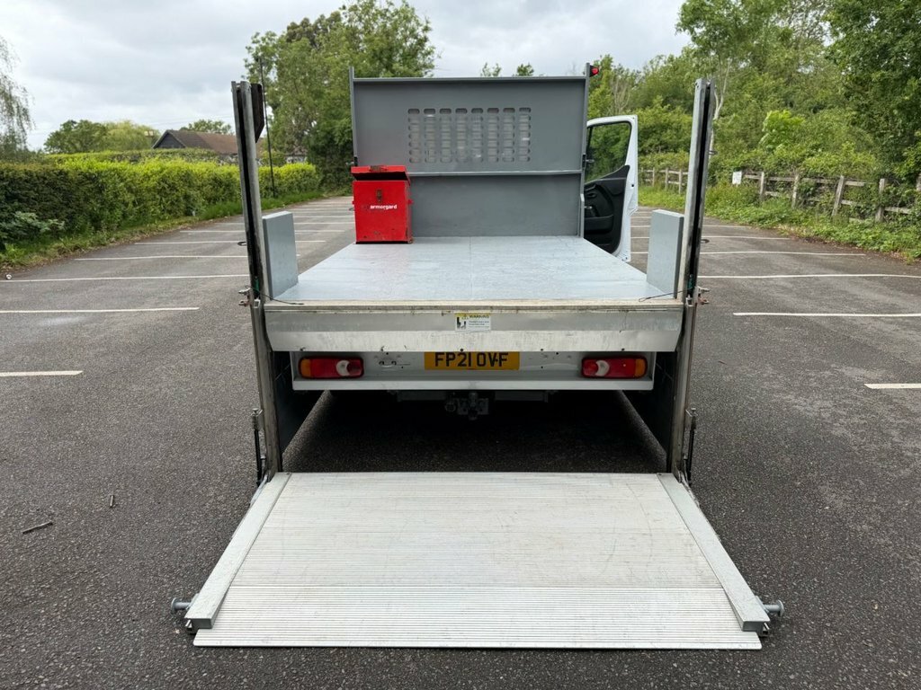 Vauxhall Movano 2.3L Null FP21OVF White