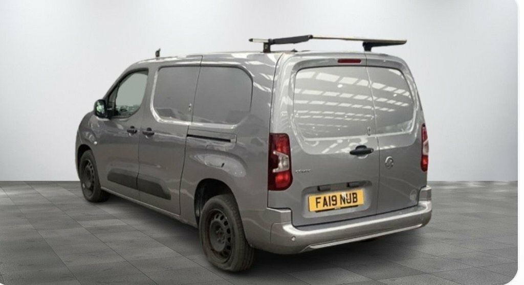 Vauxhall Combo 1.6L Sportive FA19NUB Grey #4