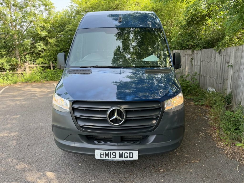 Mercedes-Benz Sprinter 2.1L Null BM19WGD Blue #4