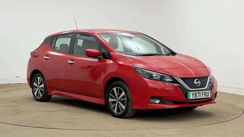 Nissan Leaf 110Kw Acenta 40Kwh 6.6Kw Charger - 2021 Red