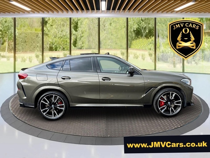 BMW X6 M50i Green #2