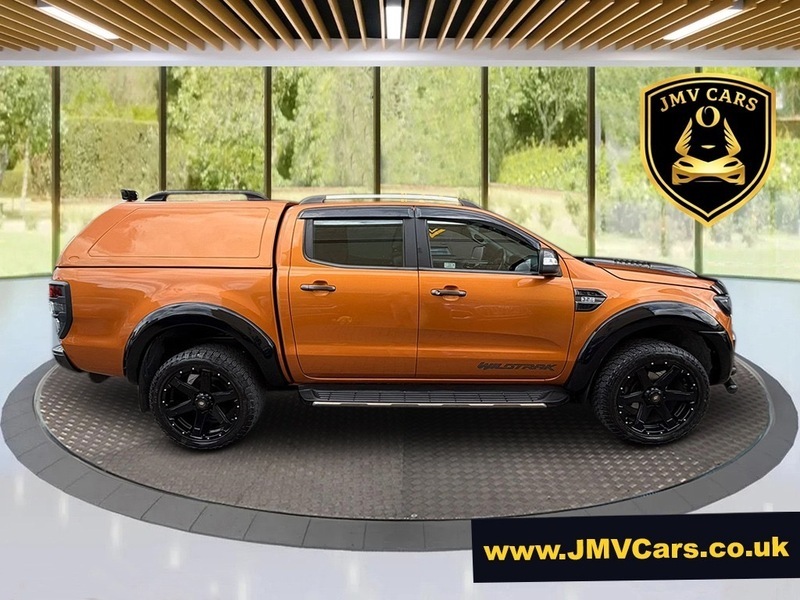 Ford Ranger Wildtrak 4X4 Dcb Tdci SK68UYC Orange #2