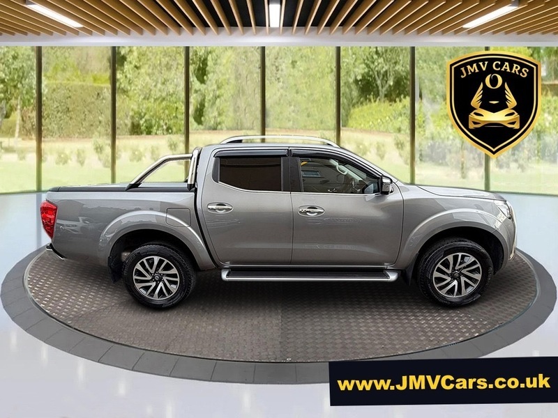 Nissan Navara Dci Tekna Shr Dcb Grey #2