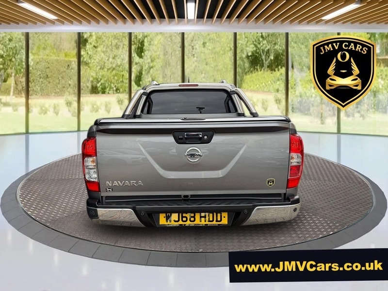 Nissan Navara Dci Tekna Shr Dcb Grey #4