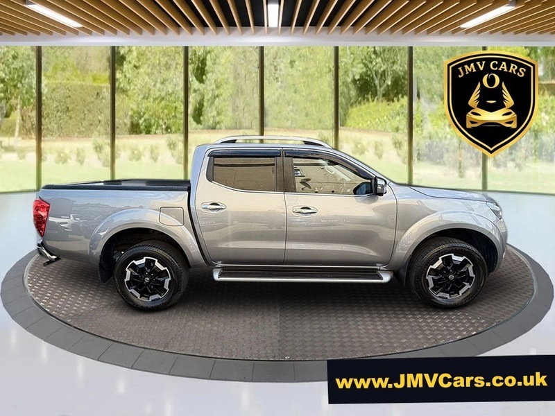 Nissan Navara Dci Tekna Shr Dcb DS69WUG Grey #2