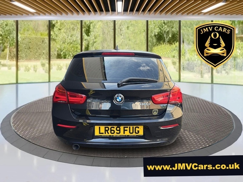 BMW 1 Series 118D Sport LR69FUG Black #4