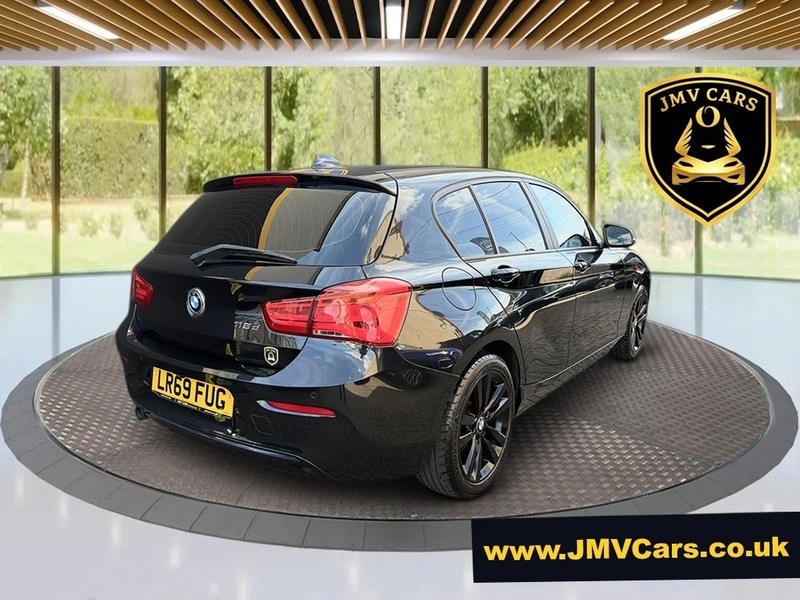 BMW 1 Series 118D Sport LR69FUG Black #6