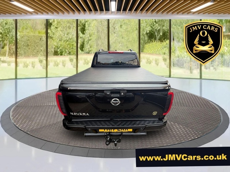 Nissan Navara Dci Tekna 4X4 Shr YK17ERR Black #5