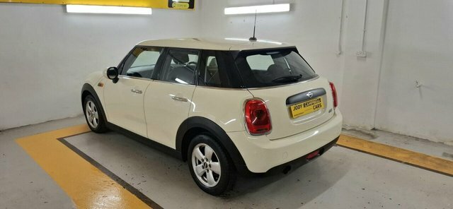 Mini Hatch 2017 1.2 One Hatchback Euro 6 S YE67HUU White #6