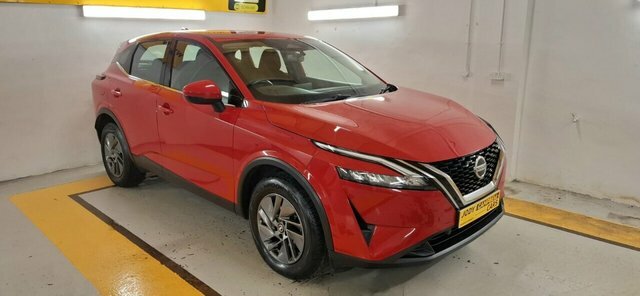 Nissan Qashqai 2021 1.3 Dig-t Mhev Acenta Premium Suv Red #2