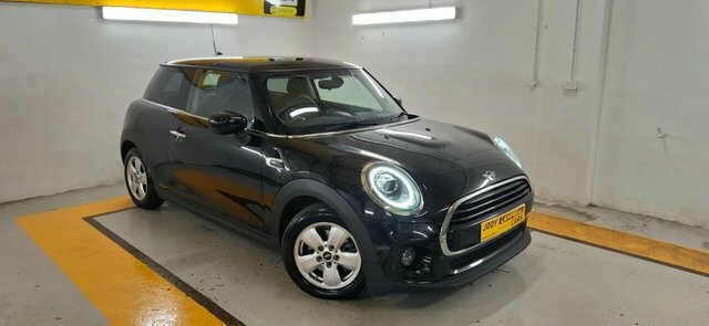 Mini Hatch 2019 1.5 Cooper Classic Hatchback Stept Black