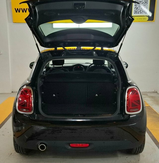 Mini Hatch 2019 1.5 Cooper Classic Hatchback Stept OGZ5889 Black #5