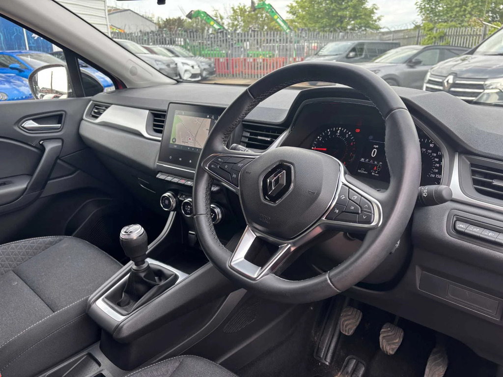 Renault Captur 1.0 Tce 90 Evolution AE24VCJ Red #4