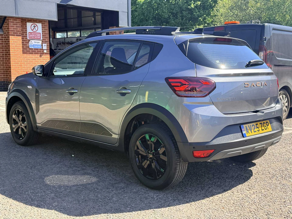 Dacia Sandero Stepway 1.0 Tce Extreme AV25ZGP Grey #3