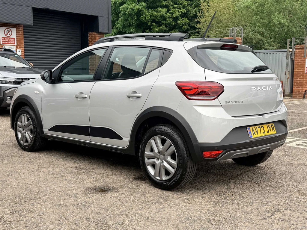Dacia Sandero Stepway Stepway 1.0 Tce 90 Expression AV73JYR Grey #3