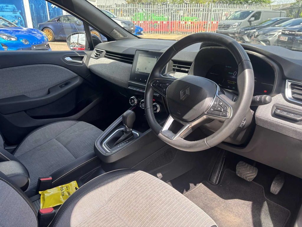 Renault Clio 1.6 E-tech Full Hybrid 145 Techno BP24YCX Grey #4