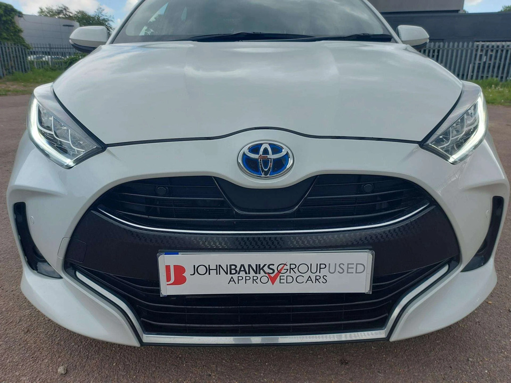 Toyota Yaris Excel Hev Cvt EF23LCA White #6