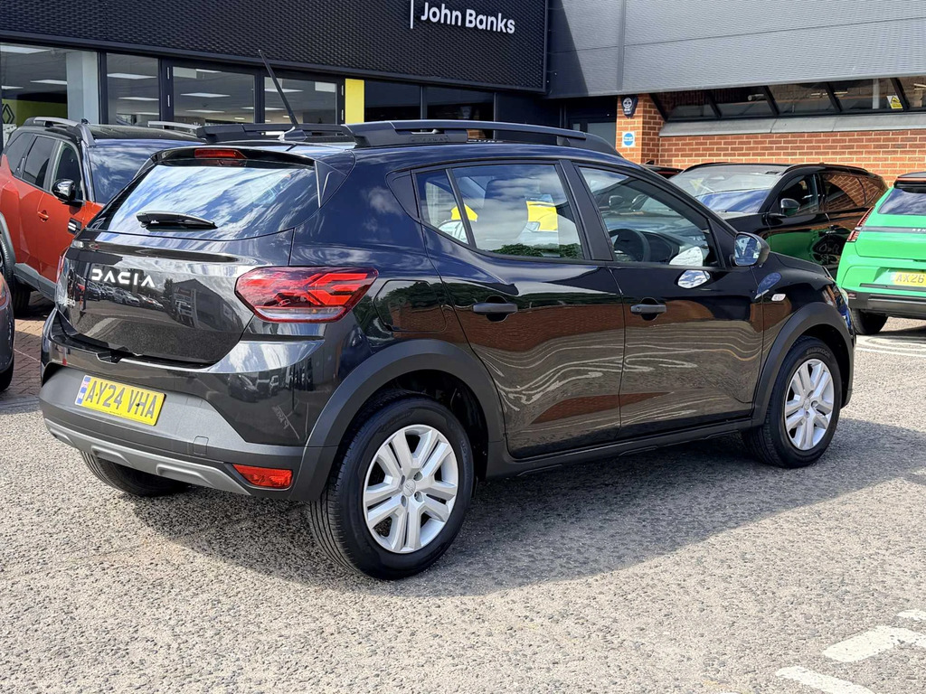 Dacia Sandero Stepway Stepway 1.0 Tce 90 Essential AY24VHA Black #4