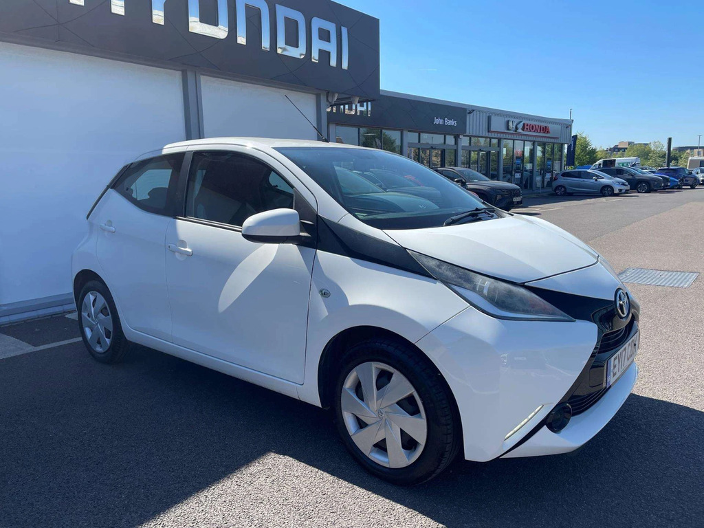Toyota Aygo X X-play Vvt-i EY17CDK White #5