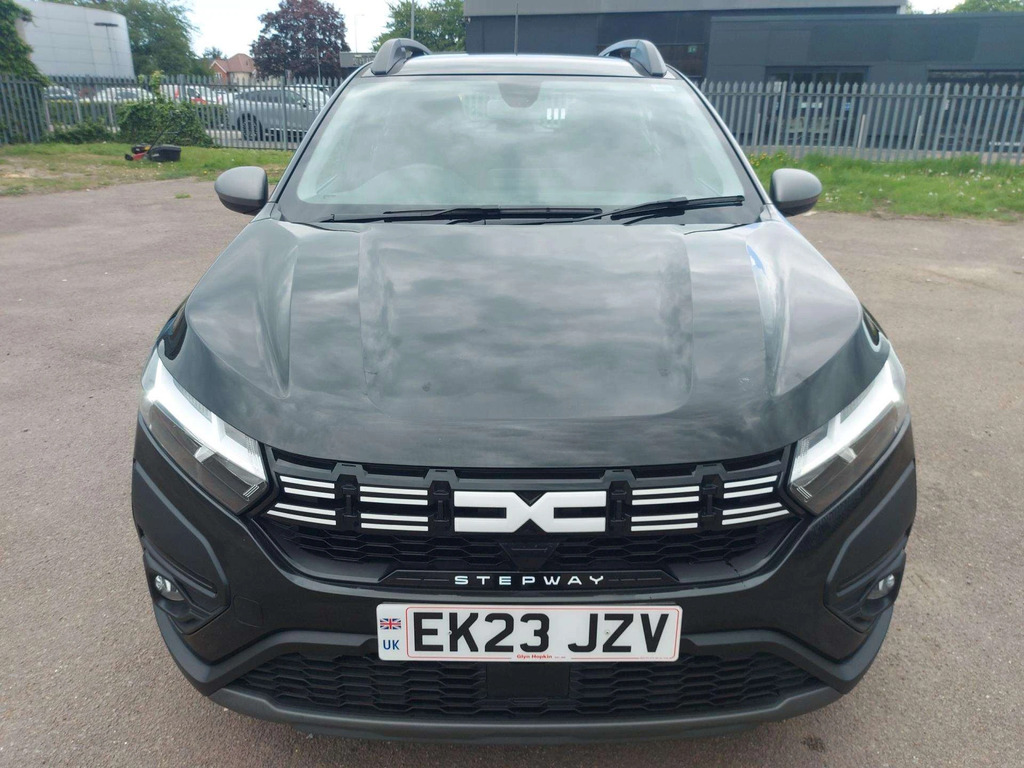 Dacia Sandero Stepway Stepway Expression Tce EK23JZV Black #2