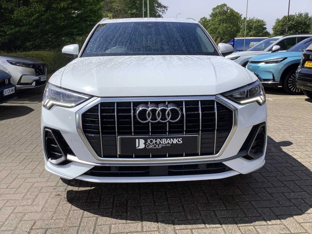 Audi Q3 S Line 35 Tdi S-a GD23KCX White #2
