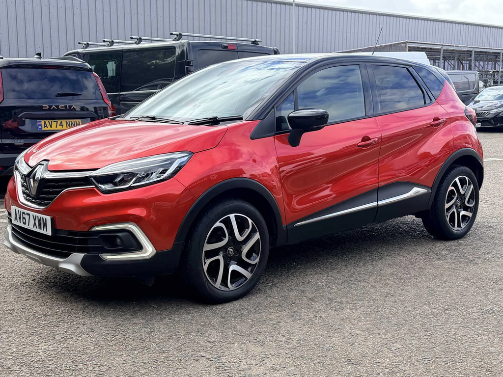 Renault Captur Dynamique S Nav Tce AV67XWM Red #2