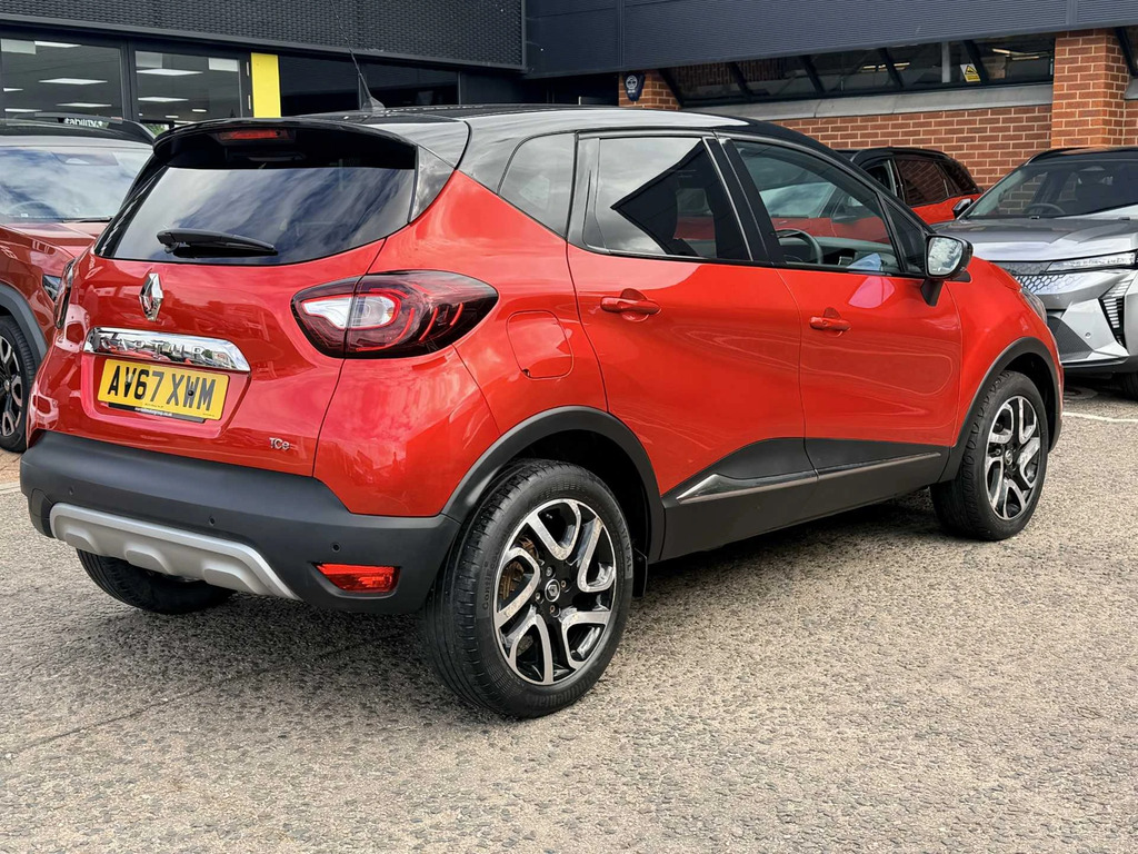 Renault Captur Dynamique S Nav Tce AV67XWM Red #4