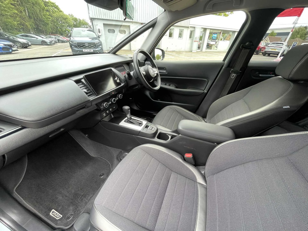 Honda Jazz Hat 1.5 I-mmd Hy Crstrads Ecvt AV23UAB White #2