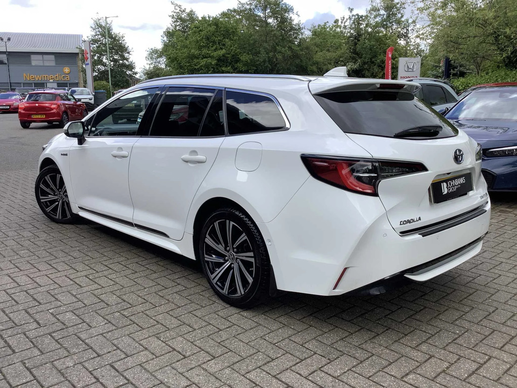 Toyota Corolla Design Hev Cvt AK70RCZ White #5