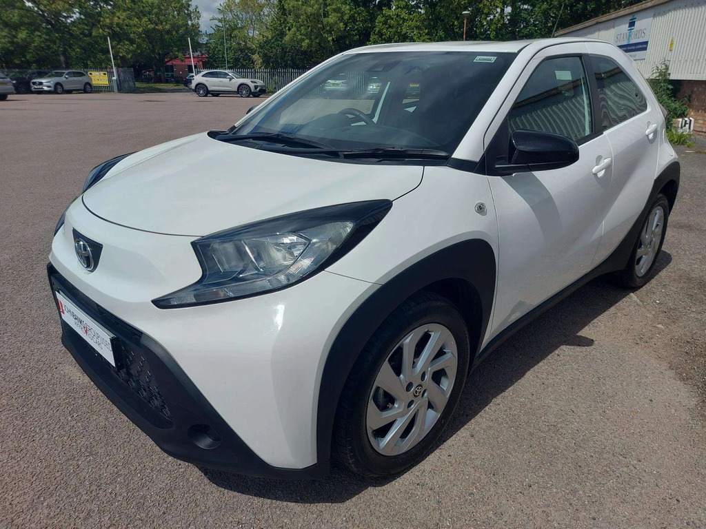 Toyota Aygo X X Pure Vvt-i EK74DYA White #3