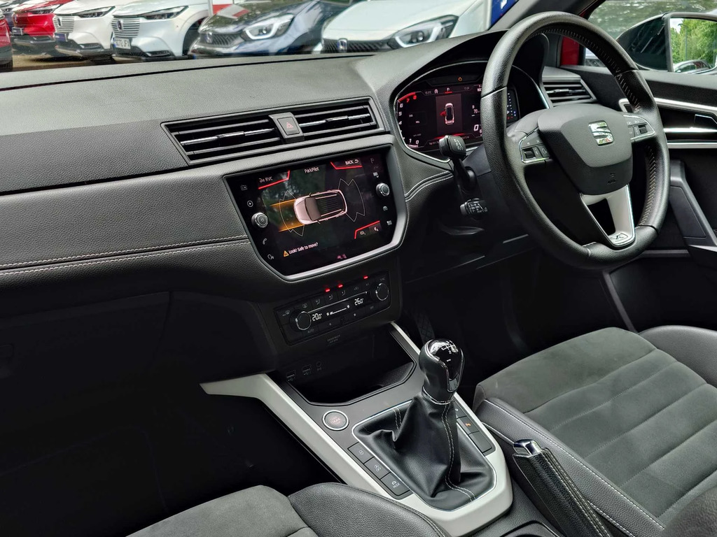 Seat Arona 1.0 Tsi 115 Xcellence Lux Ez AV68XEC Red #2