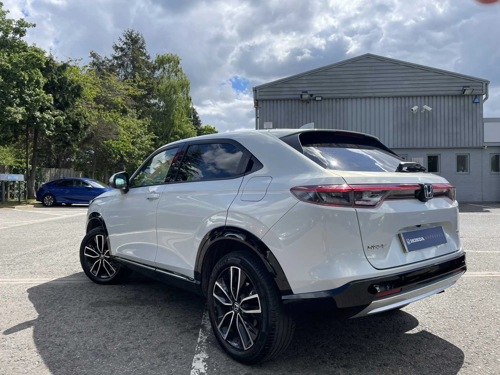Honda Hr-V 1.5 Ehev Advance Cvt AX72FAO White #3