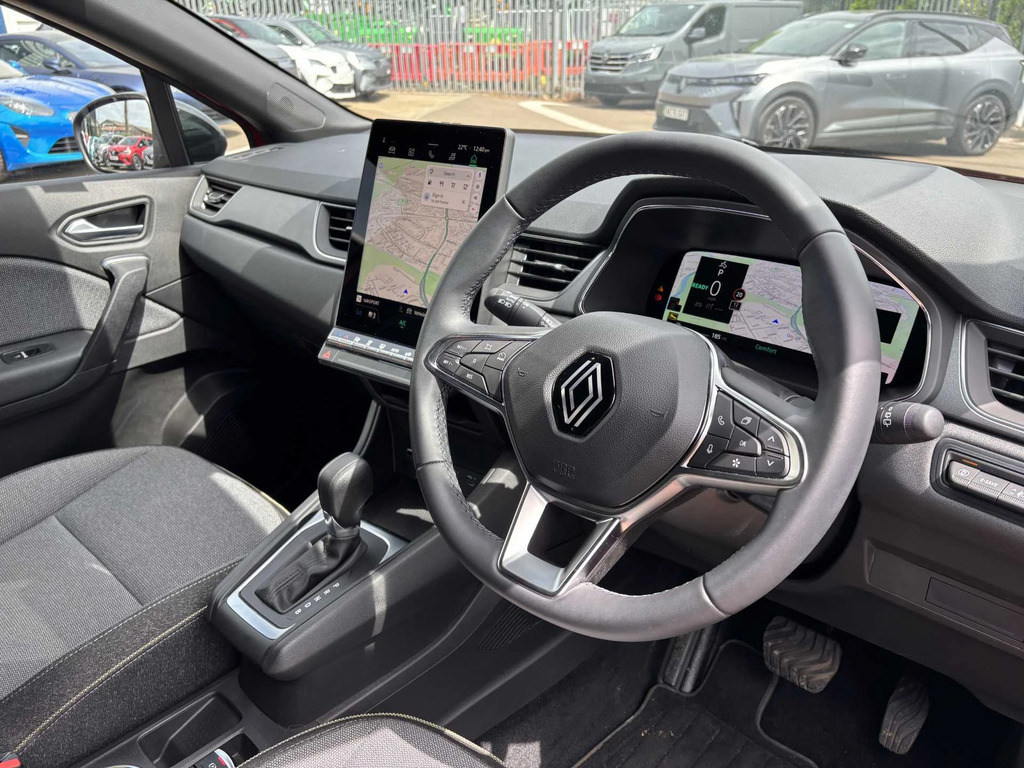 Renault Captur 1.6 E-tech Full Hybrid 145 Techno Red #4