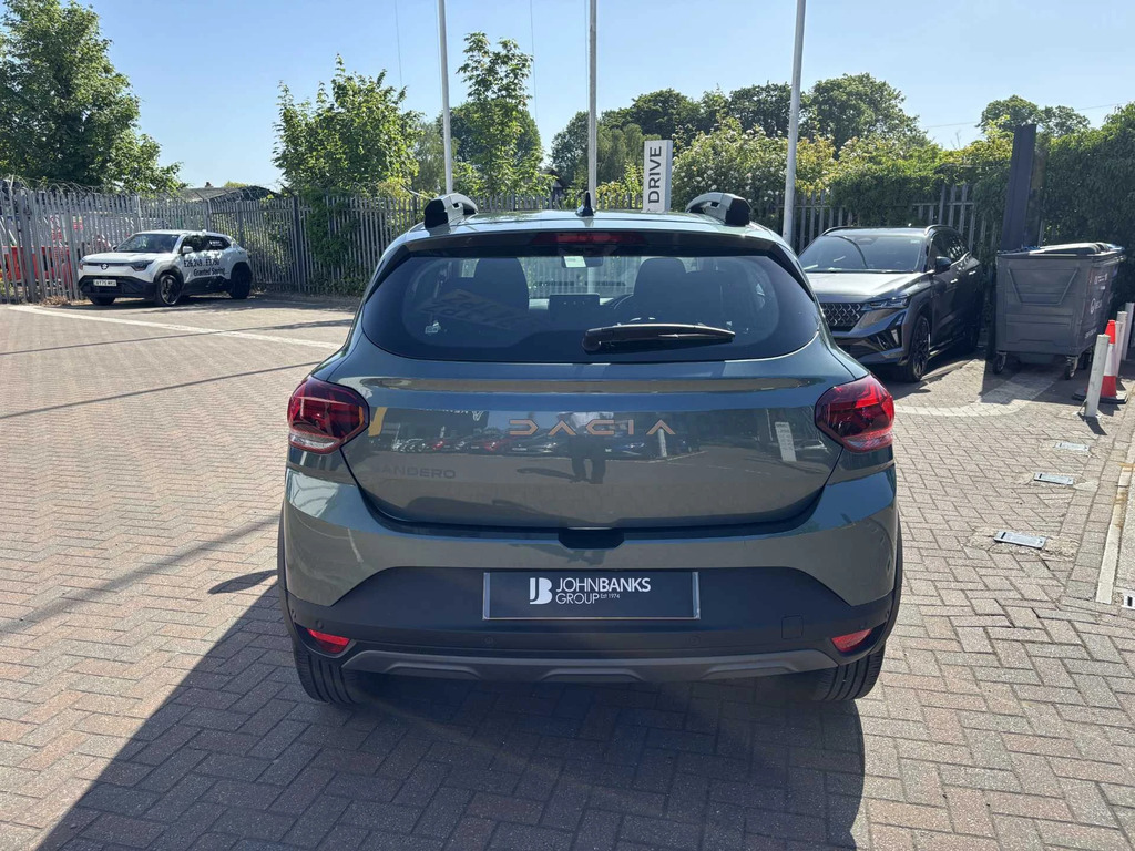 Dacia Sandero Stepway 1.0 Tce Extreme AE74TPZ Green #3
