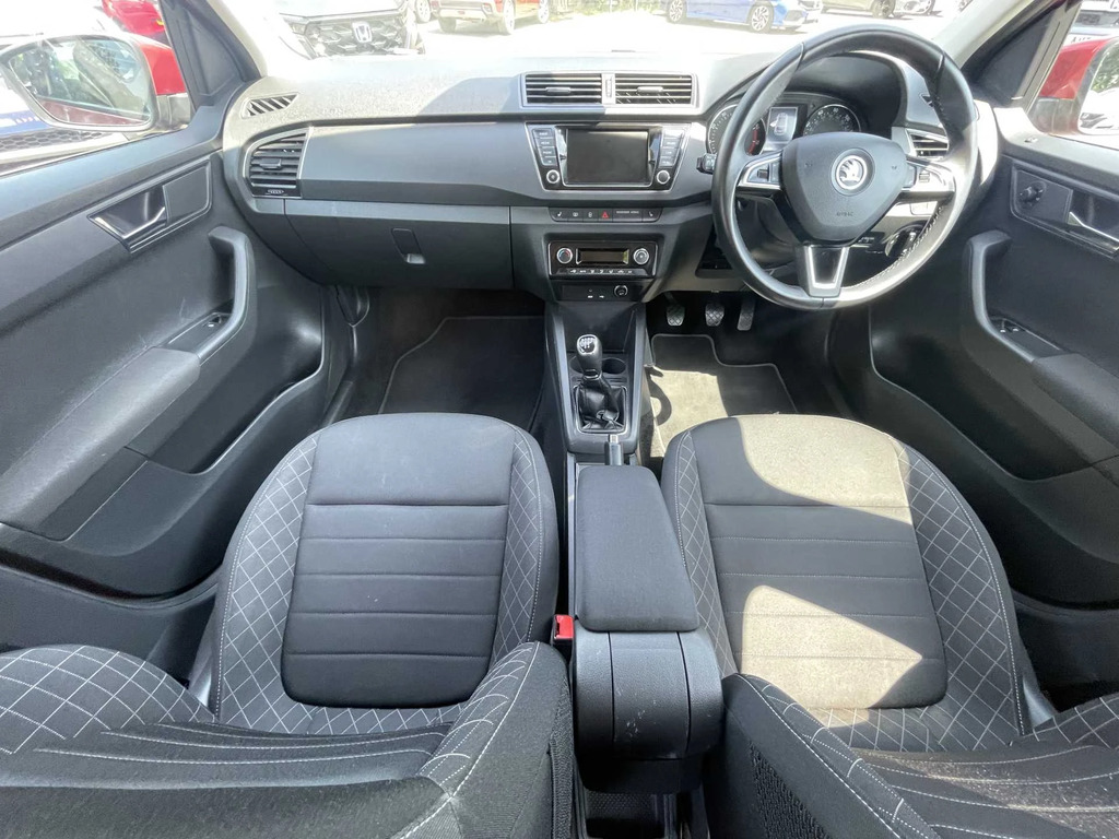 Skoda Fabia Se L Tsi KW66GBO Red #4