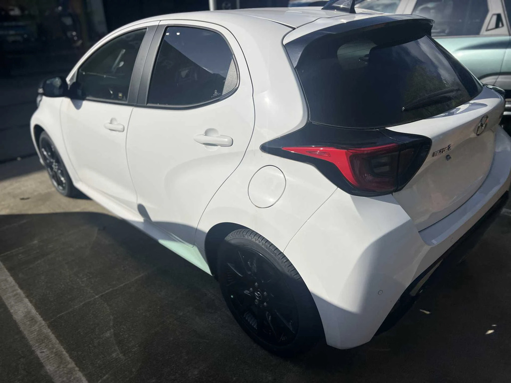 Mazda 2 1.5I Hybrid Homura Cvt White #3