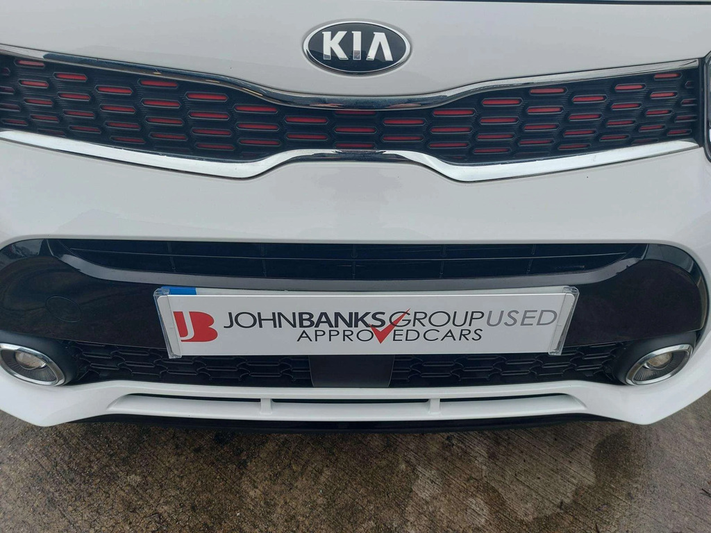 Kia Picanto Gt-line AY18XFS White #6
