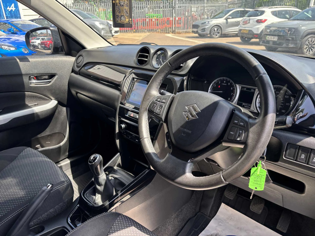 Suzuki Vitara 1.6 Sz-t Kuro EY18XWJ Black #4