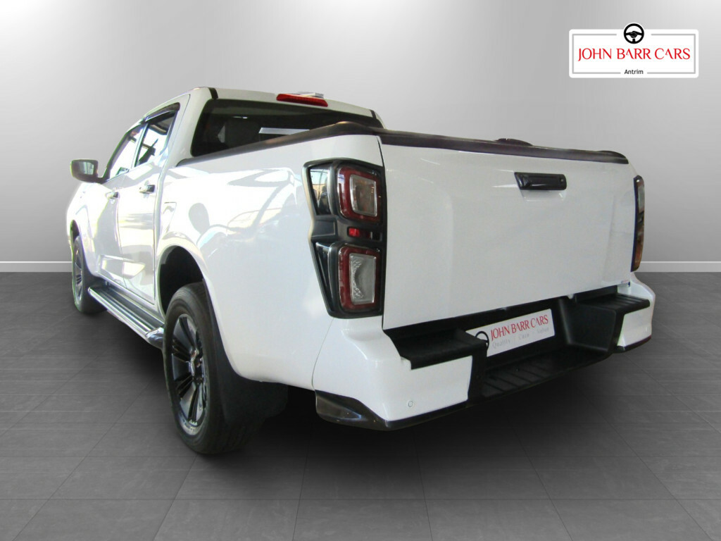 Isuzu D-Max 1.9 V-cross Double Cab 4X4 White #2