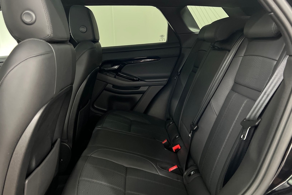 Land Rover Range Rover Evoque P300e Autobiography Black #4