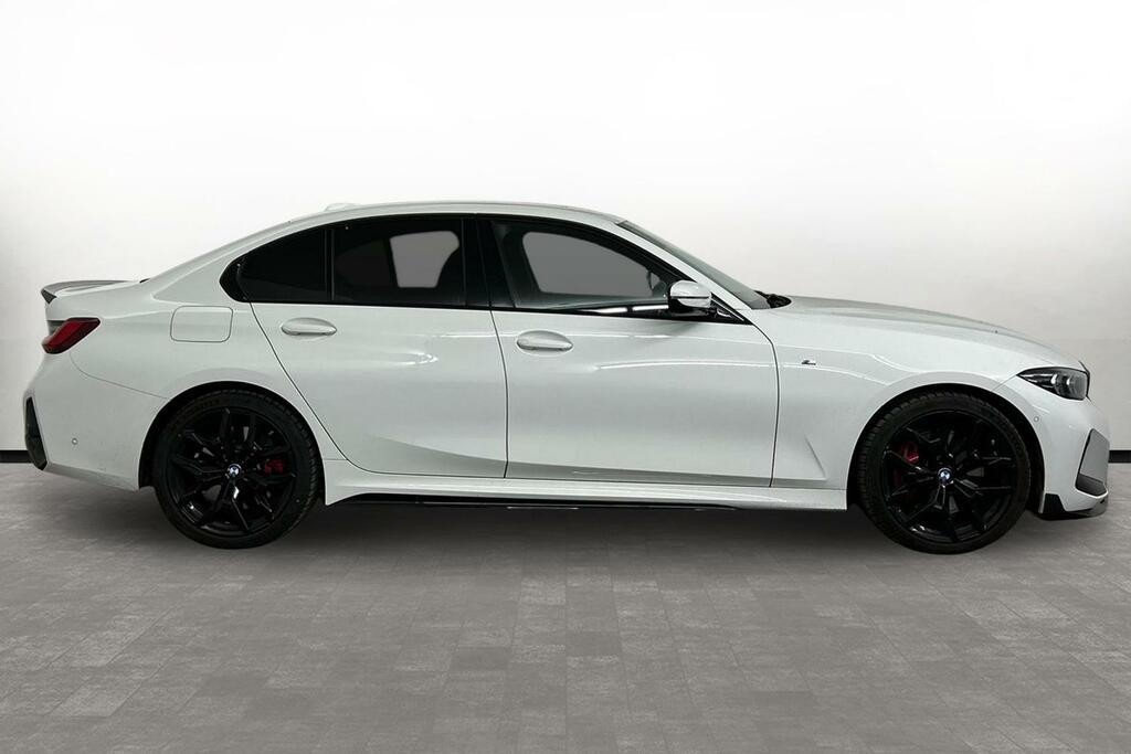 BMW 3 Series 320I M Sport Saloon SV75XRJ White #3