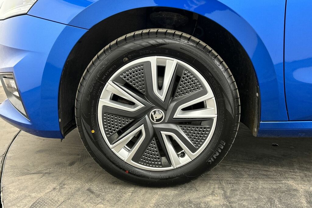 Skoda Fabia 1.0 Tsi 110 Se L SV22WHK Blue #5