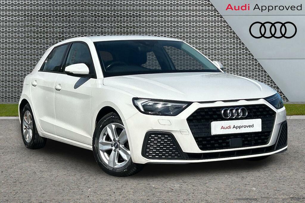 Audi A1 Se 30 Tfsi 116 Ps 6-Speed White