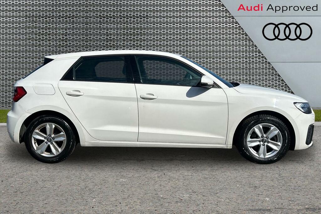 Audi A1 Se 30 Tfsi 116 Ps 6-Speed SR19KUT White #4